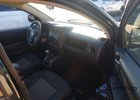 2013 Jeep Compass Sport z USA, uszkodzony, nr VIN 1C4NJCBA2DD246492